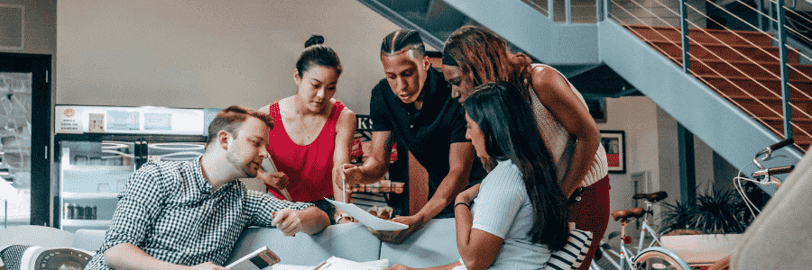 Diversidade faz empresas performarem melhor e até faturarem mais